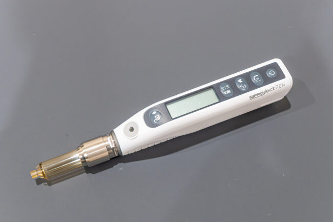 電動式歯科用局所麻酔注射器